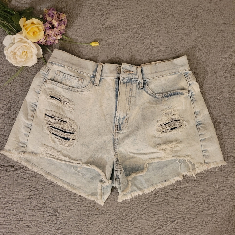 High Rise Curvy Mom Short Size 7/28W